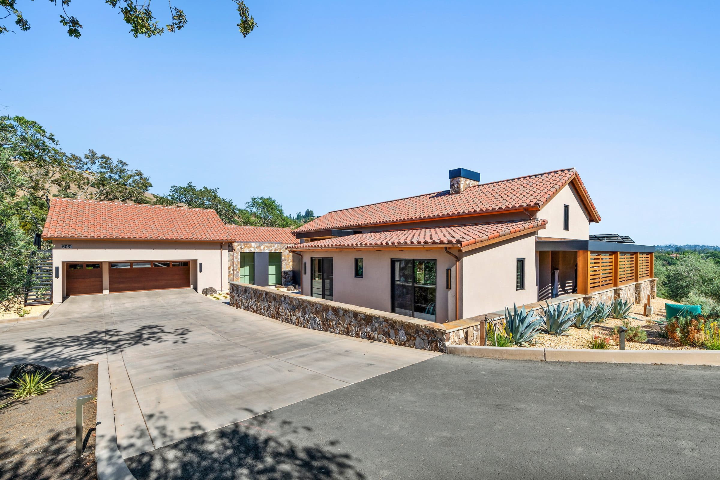 Cottage Ridge - Image 1