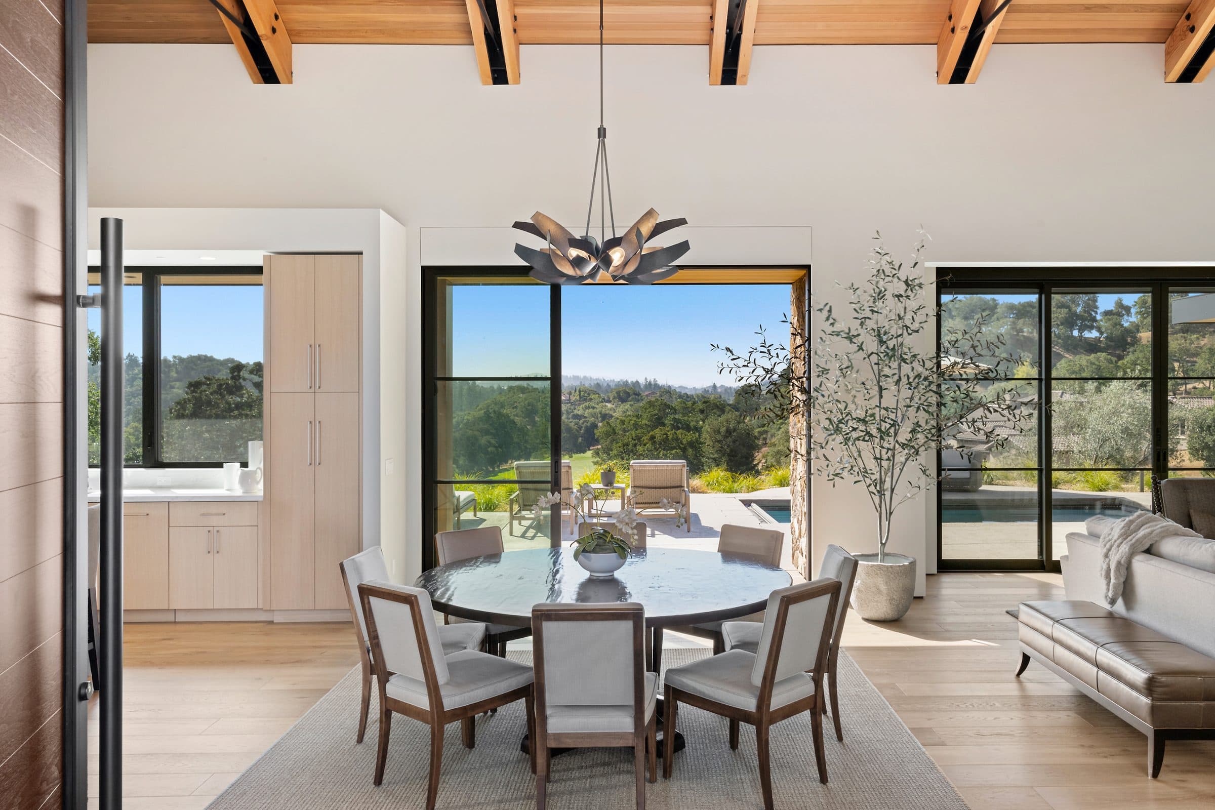 Cottage Ridge - Image 2